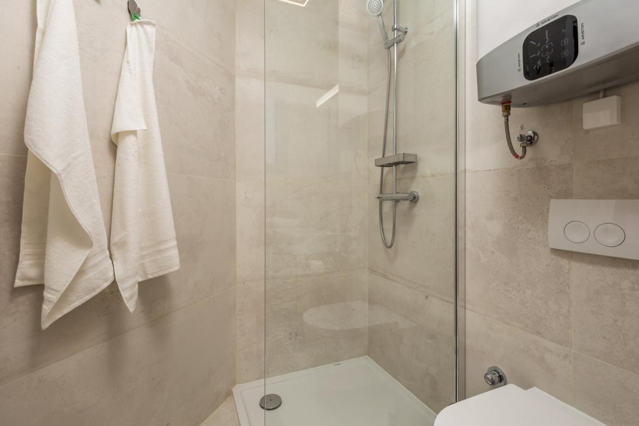 Luxury City Center Apartment -50M To The Sea オパティヤ エクステリア 写真