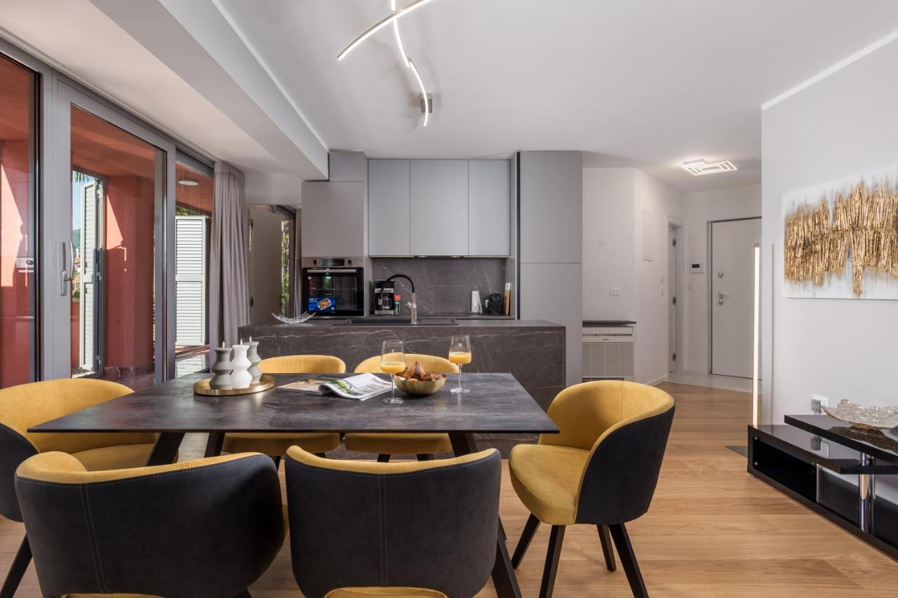 Luxury City Center Apartment -50M To The Sea オパティヤ エクステリア 写真