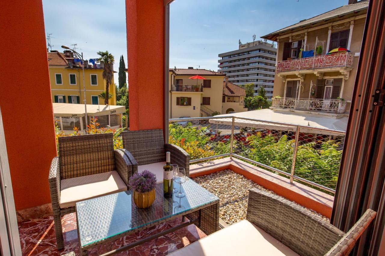 Luxury City Center Apartment -50M To The Sea オパティヤ エクステリア 写真