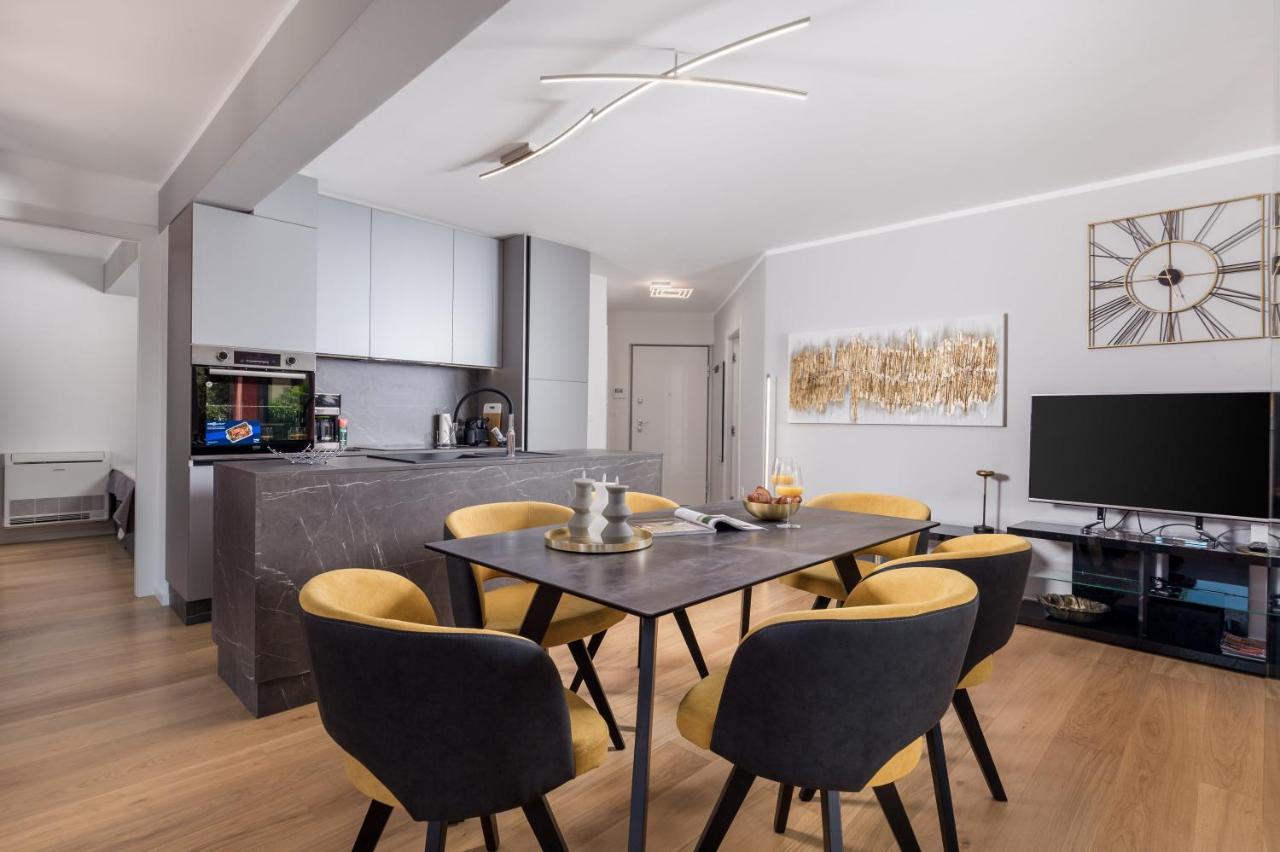 Luxury City Center Apartment -50M To The Sea オパティヤ エクステリア 写真