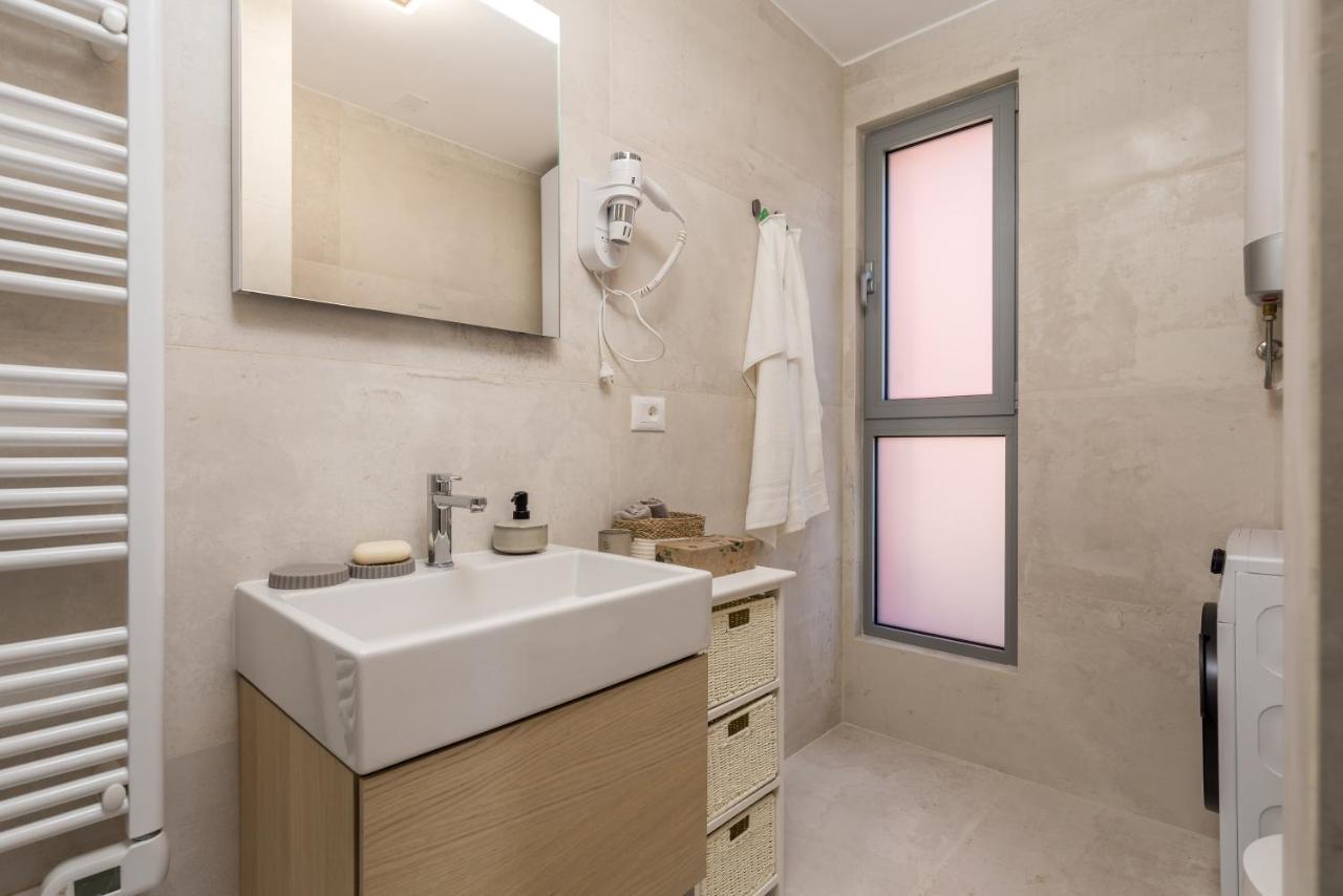 Luxury City Center Apartment -50M To The Sea オパティヤ エクステリア 写真